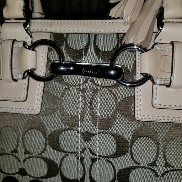 AUTHENTIC  Monogram COACH PURSE - Picture 11 of 16